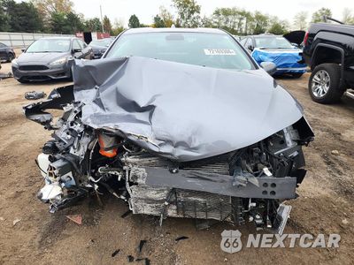 Piąte zdjęcie samochodu w środku: 2018 CHEVROLET VOLT PREMIER VIN:1G1RB6S59JU153038 - miniatura