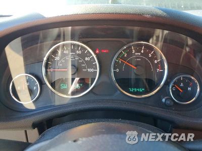 Zdjęcie 9 z 12 samochodu: 2016 JEEP WRANGLER UNLIMITED SAHARA VIN:1C4HJWEG8GL198649 - miniatura