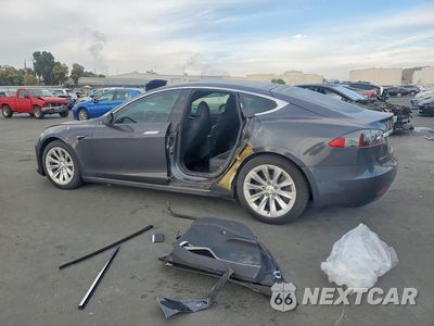 Drugie zdjęcie samochodu z przodu: 2018 TESLA MODEL S VIN:5YJSA1E28JF287757 - miniatura