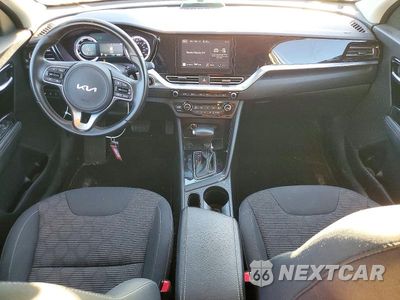 Zdjęcie 8 z 14 samochodu: 2022 KIA NIRO LXS VIN:KNDCM3LD5N5501817 - miniatura