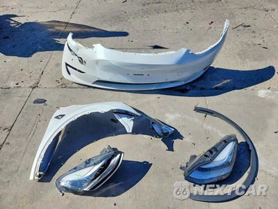 Zdjęcie 12 z 13 samochodu: 2020 TESLA MODEL Y VIN:5YJYGDEF0LF009919 - miniatura