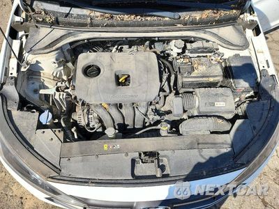 Zdjęcie 11 z 12 samochodu: 2019 HYUNDAI ELANTRA SEL VIN:5NPD84LF3KH407351 - miniatura