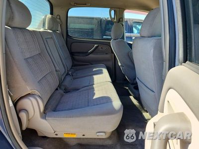 Zdjęcie 10 z 12 samochodu: 2006 TOYOTA TUNDRA SR5 VIN:5TBDT441X6S537590 - miniatura
