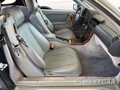 Piąte zdjęcie samochodu w środku: 1992 MERCEDES-BENZ 500 SL VIN:WDBFA66E1NF036957 - miniatura