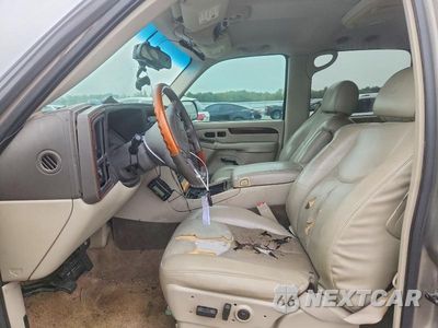 Zdjęcie 7 z 12 samochodu: 2003 CADILLAC ESCALADE ESV VIN:3GYFK66N63G230307 - miniatura