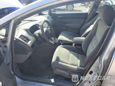 Zdjęcie 7 z 12 samochodu: 2010 HONDA CIVIC LX VIN:2HGFA1F52AH304347 - miniatura