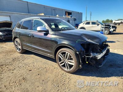 Czwarte zdjęcie samochodu z boku: 2014 AUDI SQ5 PRESTIGE VIN:WA1VGAFP7EA069078 - miniatura