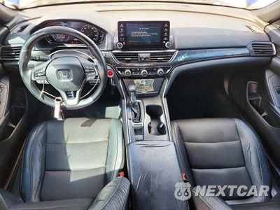 Zdjęcie 8 z 13 samochodu: 2018 HONDA ACCORD SPORT VIN:1HGCV1F39JA057896 - miniatura