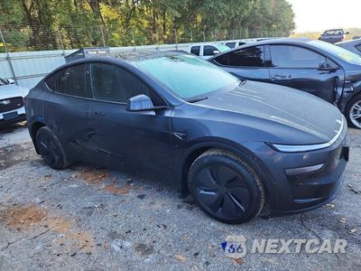 Czwarte zdjęcie samochodu z boku: 2026 TESLA MODEL Y VIN:7SAYGDEDXTF680001 - miniatura