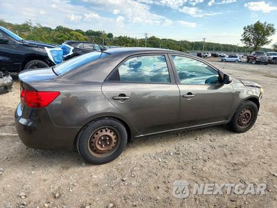 Trzecie zdjęcie samochodu z tyłu: 2011 KIA FORTE EX VIN:KNAFU4A29B5366466 - miniatura