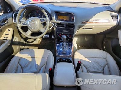 Zdjęcie 8 z 12 samochodu: 2010 AUDI Q5 PREMIUM PLUS VIN:WA1LKAFP8AA107109 - miniatura