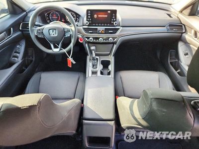 Zdjęcie 8 z 12 samochodu: 2018 HONDA ACCORD LX VIN:1HGCV1F12JA117998 - miniatura