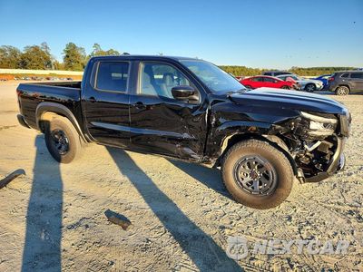 Czwarte zdjęcie samochodu z boku: 2026 NISSAN FRONTIER PRO-4X VIN:1N6ED1EK6TN641118 - miniatura