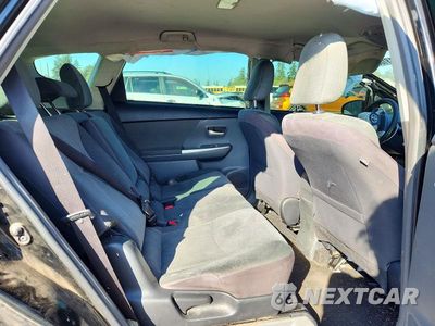 Zdjęcie 11 z 13 samochodu: 2013 TOYOTA PRIUS V THREE VIN:JTDZN3EUXD3279645 - miniatura