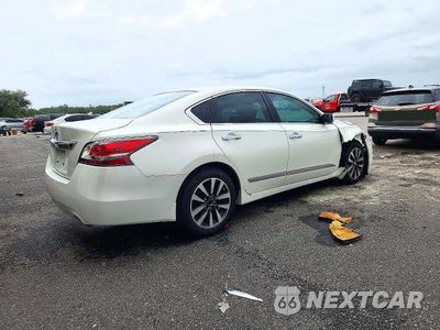 Trzecie zdjęcie samochodu z tyłu: 2015 NISSAN ALTIMA 2.5 S VIN:1N4AL3AP0FC463214 - miniatura