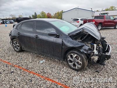 Czwarte zdjęcie samochodu z boku: 2021 KIA FORTE LXS VIN:3KPF24AD0ME412283 - miniatura