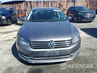 Piąte zdjęcie samochodu w środku: 2012 VOLKSWAGEN PASSAT S VIN:1VWAP7A32CC032479 - miniatura