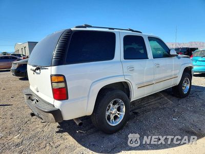Trzecie zdjęcie samochodu z tyłu: 2005 CHEVROLET TAHOE C1500 VIN:1GNEC13T15J217056 - miniatura