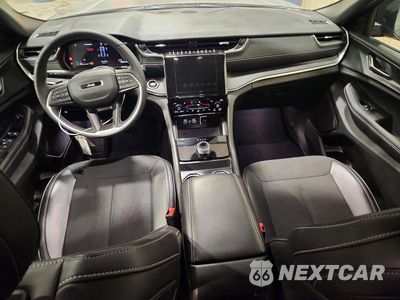 Zdjęcie 8 z 12 samochodu: 2025 JEEP GRAND CHEROKEE LAREDO VIN:1C4RJHAG5SC370361 - miniatura