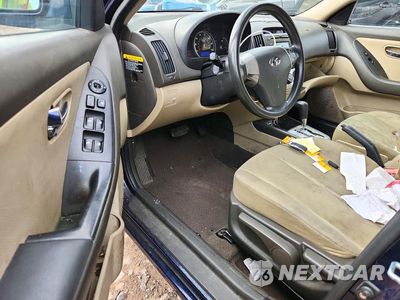 Zdjęcie 8 z 12 samochodu: 2010 HYUNDAI ELANTRA GLS VIN:KMHDU4AD3AU908253 - miniatura