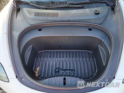 Zdjęcie 11 z 12 samochodu: 2023 TESLA MODEL 3 VIN:5YJ3E1EAXPF396214 - miniatura