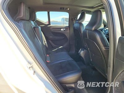 Zdjęcie 11 z 14 samochodu: 2021 VOLVO XC40 T5 R-DESIGN VIN:YV4162UM5M2462198 - miniatura