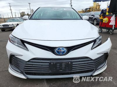 Piąte zdjęcie samochodu w środku: 2024 TOYOTA CAMRY LE VIN:4T1C31AK0RU631939 - miniatura