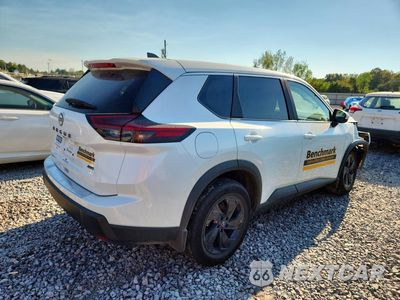 Trzecie zdjęcie samochodu z tyłu: 2026 NISSAN ROGUE SV VIN:5N1BT3BB1TC811790 - miniatura