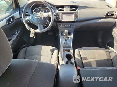 Zdjęcie 8 z 12 samochodu: 2019 NISSAN SENTRA S VIN:3N1AB7AP7KY218791 - miniatura