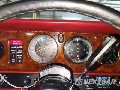 Zdjęcie 9 z 12 samochodu: 1986 ROLLS-ROYCE SILVER SPIRIT VIN:SCAZS42A3GCX14686 - miniatura