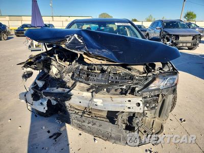 Piąte zdjęcie samochodu w środku: 2019 TOYOTA CAMRY SE VIN:4T1B11HK8KU292229 - miniatura