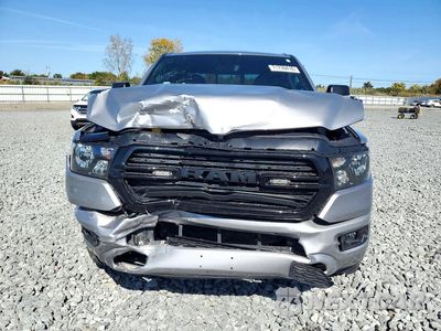 Piąte zdjęcie samochodu w środku: 2021 RAM 1500 BIG HORN/LONE STAR VIN:1C6SRFFT5MN555352 - miniatura
