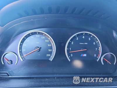 Zdjęcie 9 z 12 samochodu: 2016 BMW M5 VIN:WBSFV9C52GG343362 - miniatura