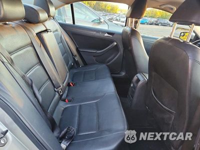 Zdjęcie 10 z 12 samochodu: 2014 VOLKSWAGEN JETTA SE VIN:3VWD17AJ8EM286678 - miniatura