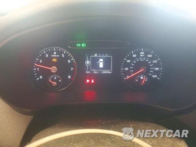 Zdjęcie 9 z 13 samochodu: 2018 KIA SORENTO VIN:5XYPGDA58JG396945 - miniatura