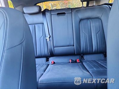 Zdjęcie 10 z 13 samochodu: 2021 AUDI E-TRON PREMIUM VIN:WA1AAAGEXMB019524 - miniatura