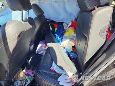 Zdjęcie 10 z 12 samochodu: 2019 SUBARU CROSSTREK LIMITED VIN:JF2GTANC8KH398868 - miniatura