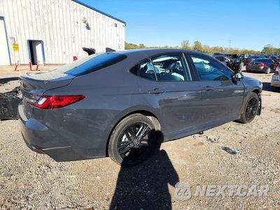 Trzecie zdjęcie samochodu z tyłu: 2025 TOYOTA CAMRY SE VIN:4T1DAACK8SU135400 - miniatura