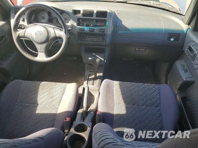 Zdjęcie 8 z 13 samochodu: 2000 TOYOTA RAV4 BASE VIN:JT3GP10V2Y7073843 - miniatura
