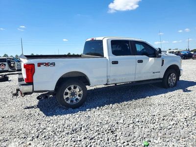 Trzecie zdjęcie samochodu z tyłu: 2019 FORD F250 SUPER DUTY VIN:1FT7W2BT7KED50506 - miniatura