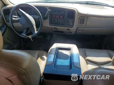 Zdjęcie 8 z 12 samochodu: 2003 CHEVROLET SILVERADO K1500 VIN:2GCEK19T831245396 - miniatura