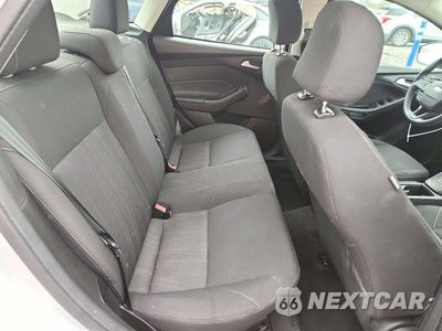 Zdjęcie 10 z 12 samochodu: 2016 FORD FOCUS SE VIN:1FADP3F22GL364880 - miniatura