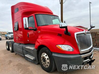 2018 INTERNATIONAL LT625 3HSDZAPR9JN566515 - główne zdjęcie licytacji z USA - miniatura