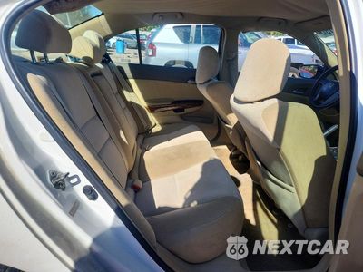 Zdjęcie 10 z 13 samochodu: 2008 HONDA ACCORD LX VIN:1HGCP26368A162244 - miniatura