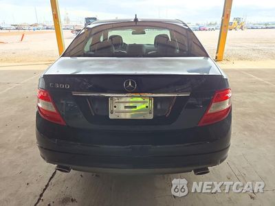 Zdjęcie 6 z 12 samochodu: 2010 MERCEDES-BENZ C 300 VIN:WDDGF5EB0AR108478 - miniatura