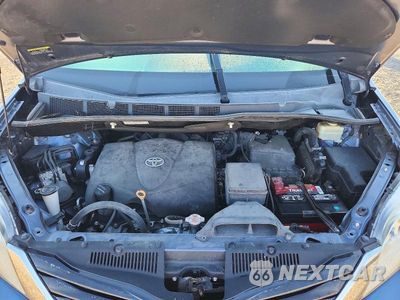 Zdjęcie 12 z 13 samochodu: 2017 TOYOTA SIENNA LE VIN:5TDKZ3DC2HS832081 - miniatura