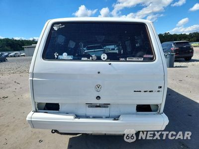 Zdjęcie 6 z 14 samochodu: 1991 VOLKSWAGEN VANAGON VIN:WV2YB0258MG004821 - miniatura