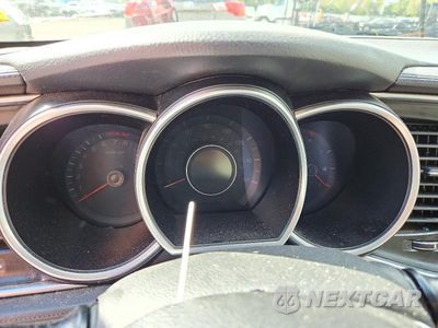Zdjęcie 9 z 12 samochodu: 2014 KIA OPTIMA EX VIN:5XXGN4A78EG298760 - miniatura