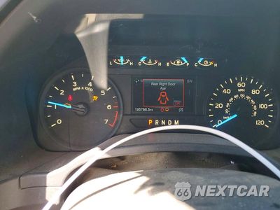 Zdjęcie 9 z 12 samochodu: 2018 FORD F150 VIN:1FTFX1E51JKF81563 - miniatura