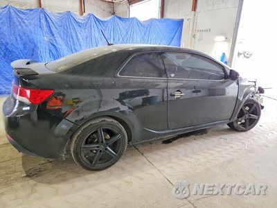 Trzecie zdjęcie samochodu z tyłu: 2013 KIA FORTE KOUP SX VIN:KNAFW6A37D5686046 - miniatura